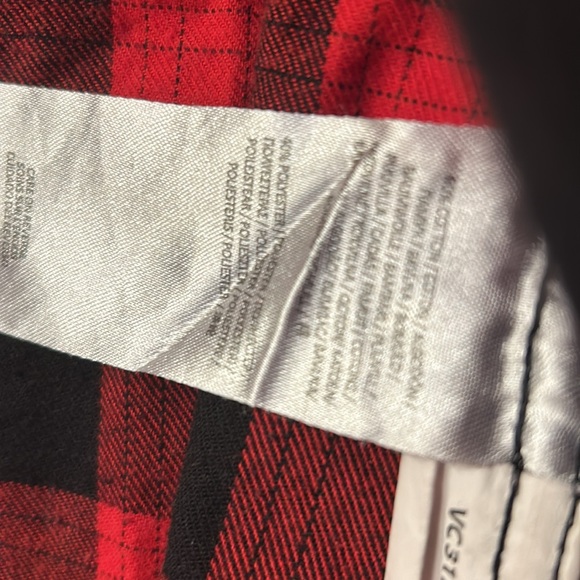 Flannel Buffalo Check Button Up. Size M - Picture 3 of 3